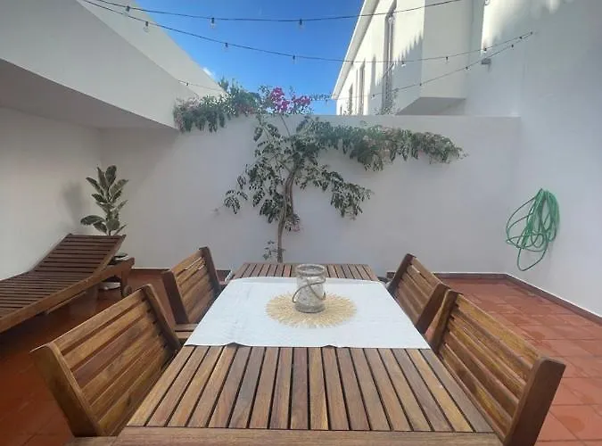 Casa Sonia Great Location Quiet Area Easy Access Сasa de vacaciones *