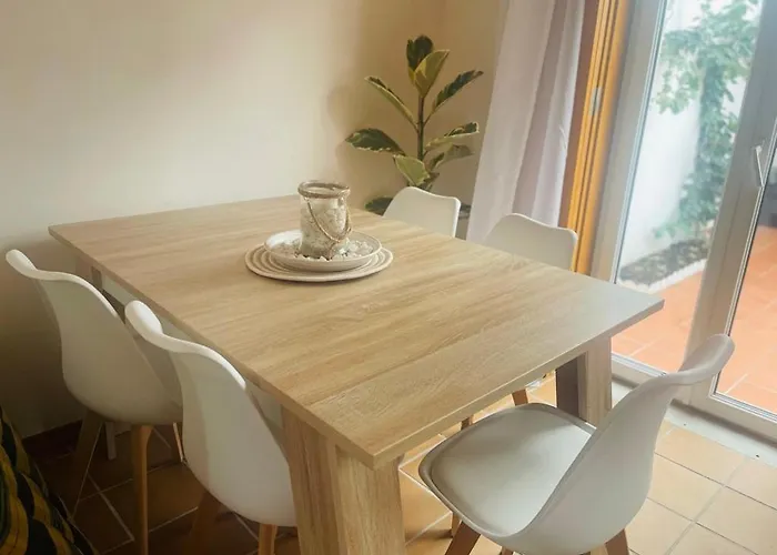 Casa Sonia Great Location Quiet Area Easy Access Сasa de vacaciones *